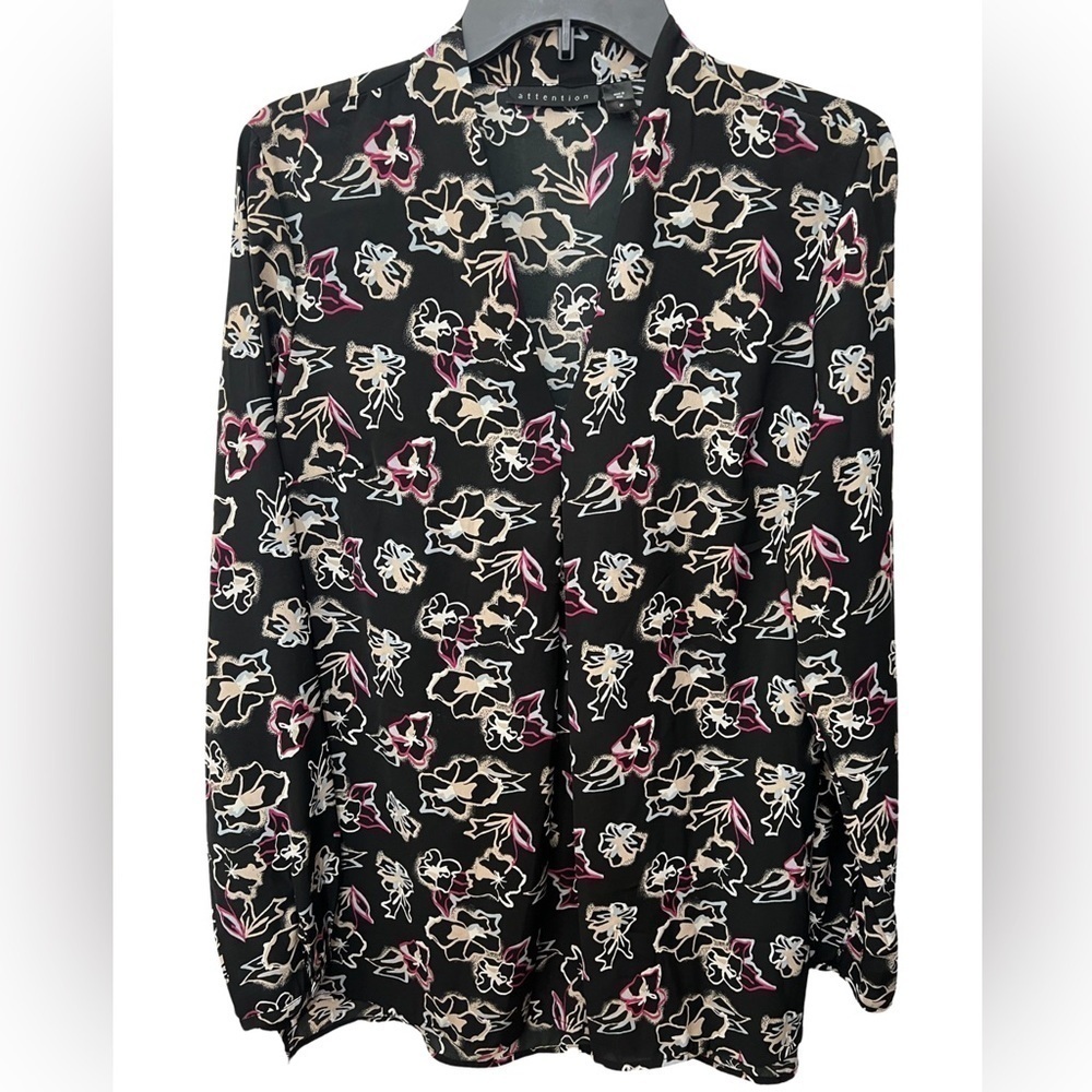 Black Floral Longsleeve blouse